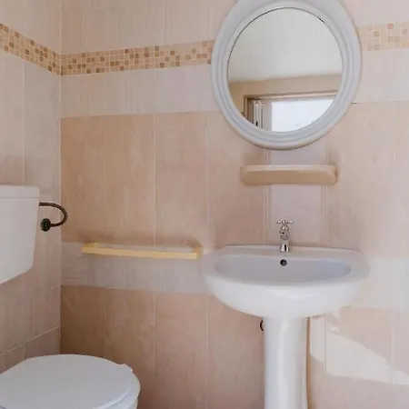 Villa Fronte Mare Raffaele